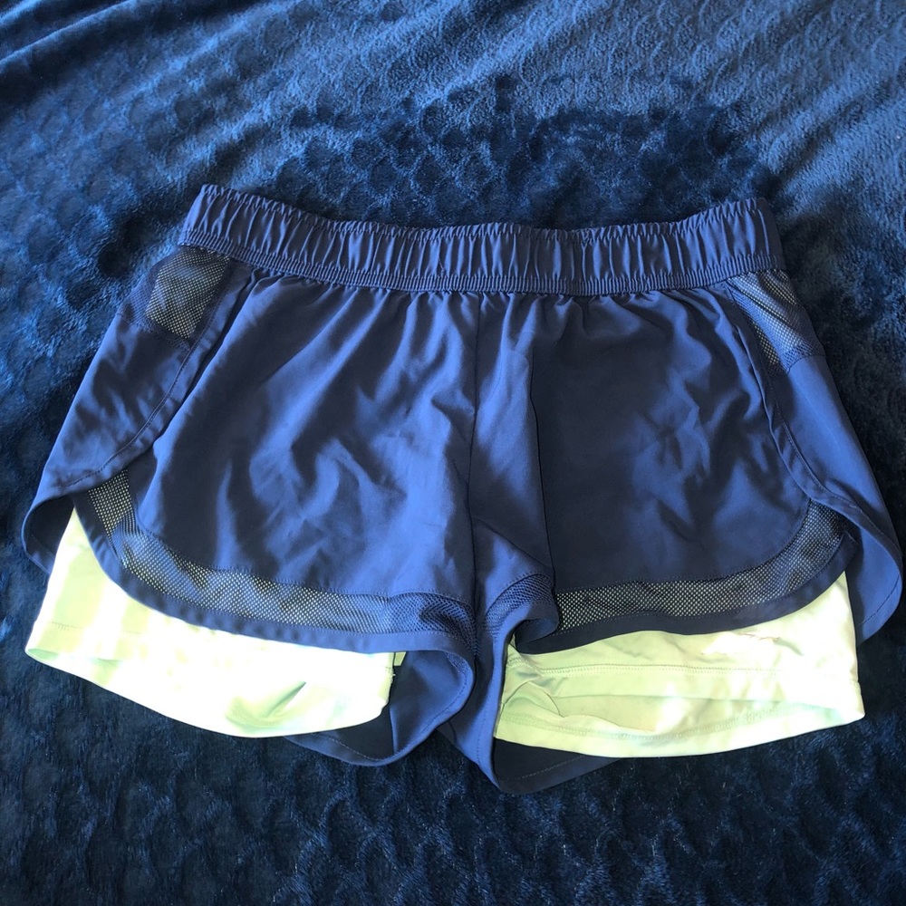 Great exercising leggings with built in shorts!